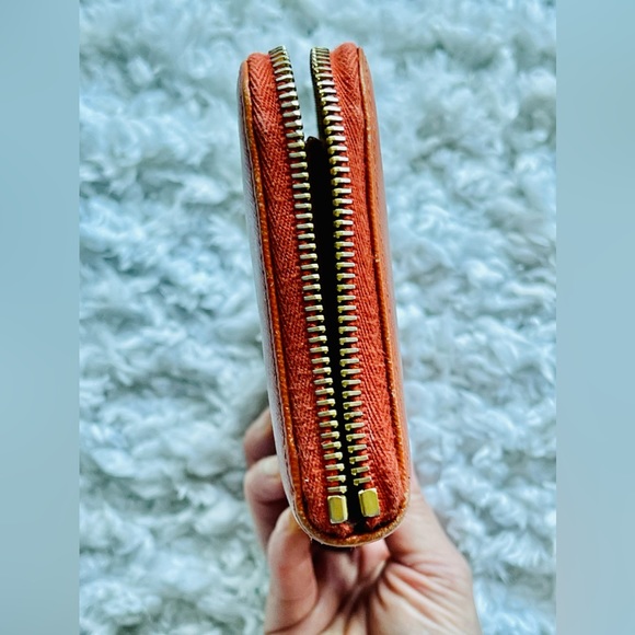 AUTHENTIC PRADA beautiful burnt orange zip around wallet - Picture 10 of 12